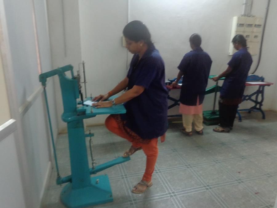 School of Engineering, Avinashilingam University Coimbatore Printing Technology Lab photo 9